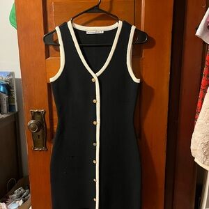 Black Sleeveless dress
